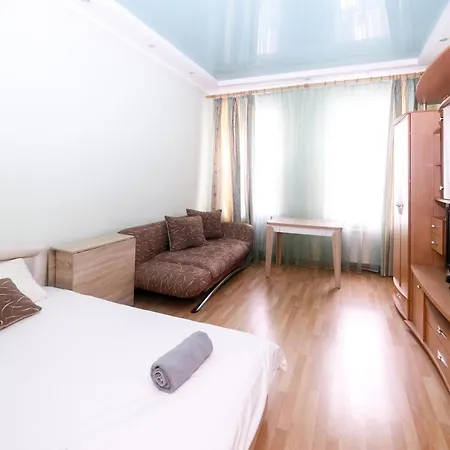 Квартира В Центрі Міста Львів Вулиця Балабана ,6 *